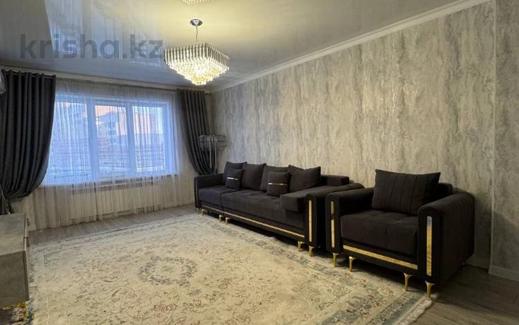 4-комнатная квартира · 120 м² · 4/12 этаж, мкр Юго-Восток, Просп. Республики 42 за 500 000 〒 в Караганде, Казыбек би р-н — фото 2