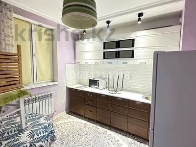 Продажа квартир в Мангистауской обл.: 2-комнатная квартира · 59 м² · 1/6 этаж, 16-й мкр 43 за 18.5 млн 〒 2-комнатная квартира · 59 м² · 1/6 этаж, 16-й мкр 43 за 18.5 млн 〒 в Актау