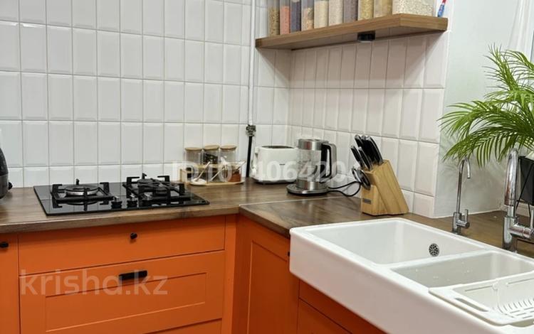 2-бөлмелі пәтер · 62 м² · 1/5 қабат, Назарбаева 235 — Әл Фараби, бағасы: 72 млн ₸ в Алматы, Бостандыкский р-н — фото 2