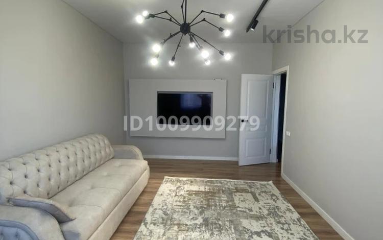 3-комнатная квартира · 85 м² · 9/9 этаж, мкр Аксай-4 — Момыш-улы - Жубанова за 63 млн ₸ в Алматы, Ауэзовский р-н — фото 2