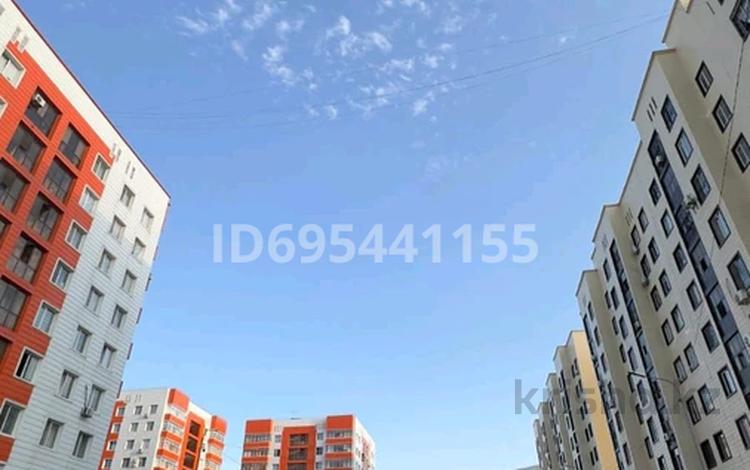 3-бөлмелі пәтер · 93.6 м² · 6/9 қабат, Шымсити 9 — Мкр. Шымсити, бағасы: 32 млн ₸ в Шымкенте, Туран р-н — фото 2