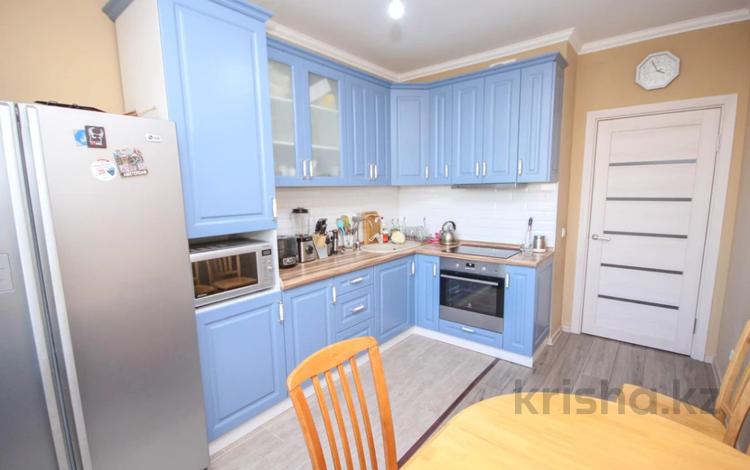 3-комнатная квартира · 80 м² · 7/12 этаж, Жумалиева 153 за 390 000 ₸ в Алматы, Алмалинский р-н — фото 6