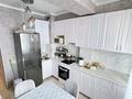 2-комнатная квартира · 55.9 м² · 10/10 этаж, проспект Есенберлина 13/6 за 25.5 млн ₸ в Усть-Каменогорске — фото 2