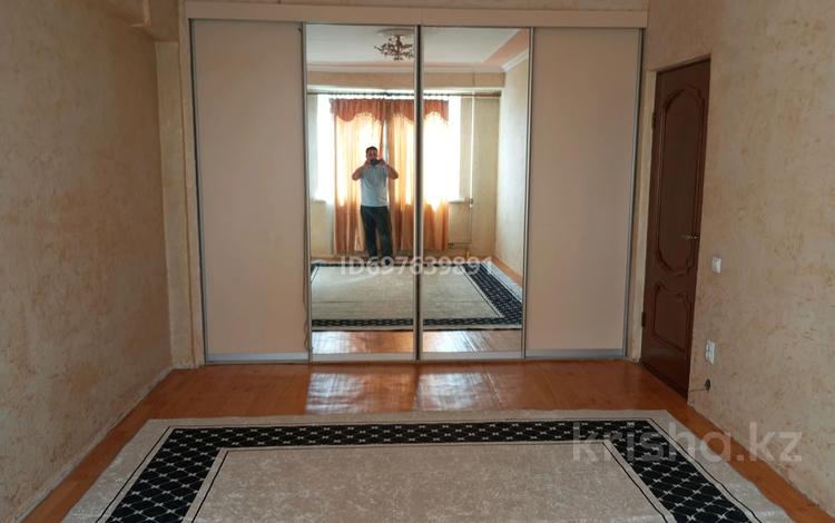 1-бөлмелі пәтер · 40 м² · 6/9 қабат, Қалқаман-2 ш/а. 13 — Ашимов, бағасы: 25.6 млн ₸ в Алматы, Наурызбайский р-н — фото 2