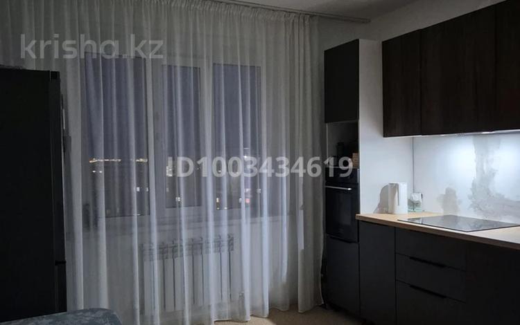 2-бөлмелі пәтер · 62 м² · 13/17 қабат, Горького, бағасы: 28.4 млн ₸ в Петропавловске — фото 24