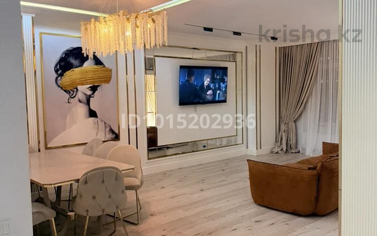 3-комнатная квартира · 81 м² · 9/10 этаж, мкр Сары Арка, Кулманова 35 за 61 млн ₸ в Атырау — фото 2