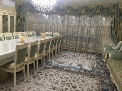 5-комнатная квартира · 257 м² · 3/7 этаж, Зенкова за 252.5 млн ₸ в Алматы, Медеуский р-н