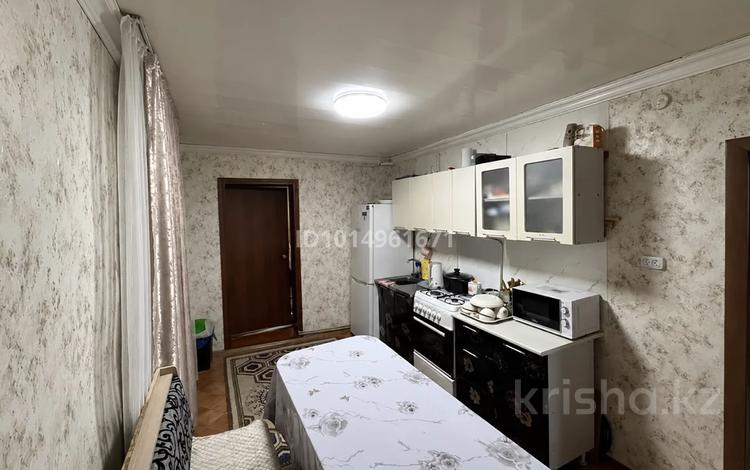 Жеке үй · 3 бөлме · 78.6 м² · 4 жүзд., Щорса 104В, бағасы: 16 млн ₸ в Семее — фото 57