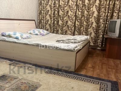 1-комнатная квартира · 42 м² · 3/5 этаж, мкр Север 10 за 12 000 ₸ в Шымкенте, Аль-Фарабийский р-н