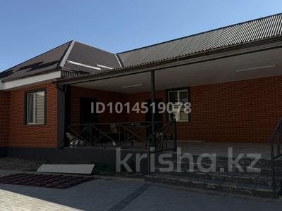 2-комнатная квартира · 60 м² · 1 этаж, 12 мкрн 1 за 30 000 ₸ в Конаеве