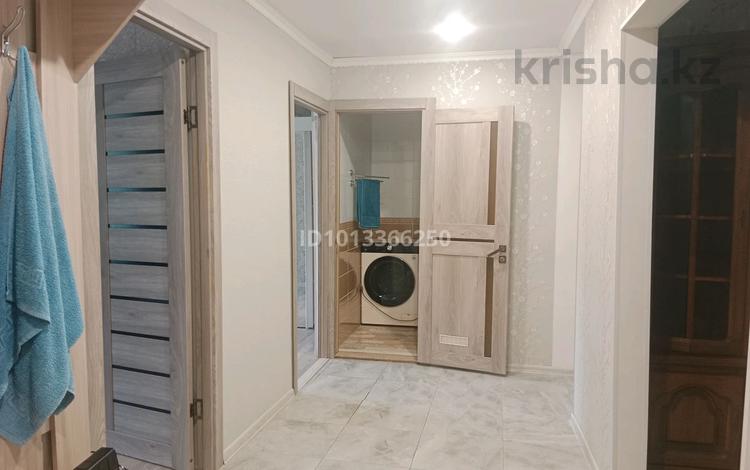 2-бөлмелі пәтер · 80 м² · 2/6 қабат, Есет батыра 83 — Проспект. Абая и Есет батыра, бағасы: 13 000 ₸ в Актобе — фото 2
