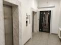 2-комнатная квартира · 67 м² · 19/19 этаж, Кабанбай-батыра 4/2 за 350 000 ₸ в Астане, Есильский р-н — фото 15