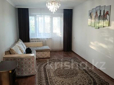 2-комнатная квартира · 50 м² · 5/5 этаж, мкр Юго-Восток, Сатыбалдина — Средняя школа №15, Средняя школа №27, Школа-лицей №57 им. С. Саттарова, Ясли-сад №41 "Гүлдер" за 14.5 млн ₸ в Караганде, Казыбек би р-н