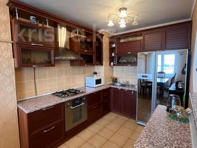 3-комнатная квартира · 100 м² · 4/9 этаж, мкр 12 за 32 млн ₸ в Актобе