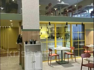 Еркін, кеңселер, дүкендер мен бутиктер, қоғамдық тамақтану орны, сұлулық салондары, білім орталықтары, ойын-сауық, конференц-залдар, кабинеттер және жұмыс орындары, студиялар · 250 м², бағасы: 2.5 млн ₸ в Астане