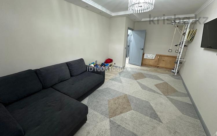 3-комнатная квартира · 66 м² · 3/5 этаж, 4 мкр 14 за 31 млн ₸ в Аксае — фото 2