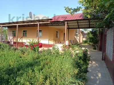 Продажа домов и дачи в Шымкенте: Отдельный дом · 5 комнат · 150 м² · 10 сот., мкр Самал-1, Самал-1 ул.Меирбекова 767 за 55 млн 〒 Отдельный дом · 5 комнат · 150 м² · 10 сот., мкр Самал-1, Самал-1 ул.Меирбекова 767 за 55 млн 〒 в Шымкенте, Абайский р-н
