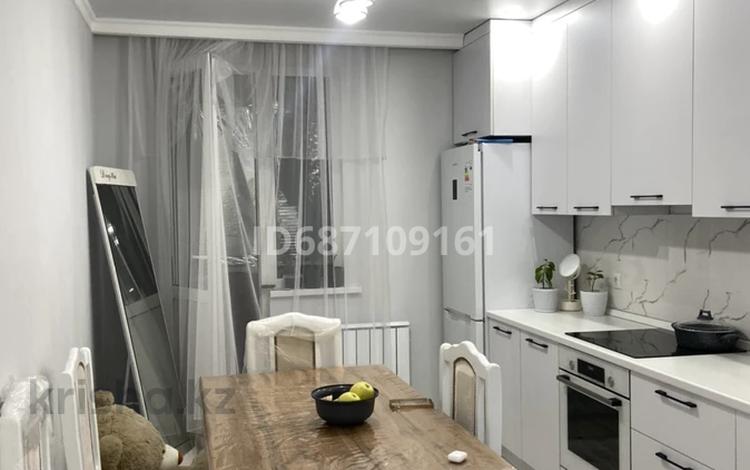 1-комнатная квартира · 35 м² · 1/9 этаж, мкр Шугыла, Райымбека 590/6 — Жуалы за 200 000 ₸ в Алматы, Наурызбайский р-н — фото 2