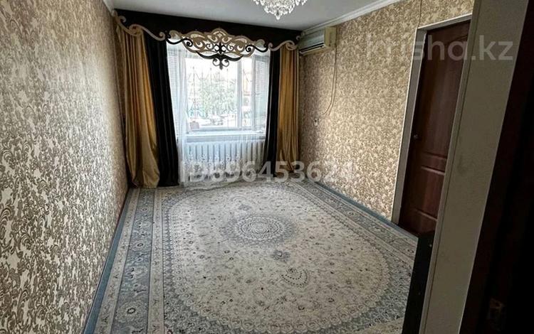 3-бөлмелі пәтер · 52 м² · 2/5 қабат, 3 укр квартал 2 — старый базар, бағасы: 15 млн ₸ в  — фото 2