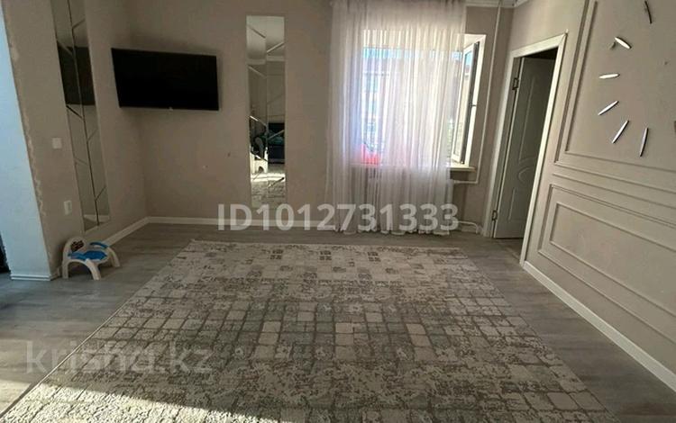 3-комнатная квартира · 70 м² · 2/4 этаж, Байконурова 123А за 19 млн ₸ в Жезказгане — фото 2