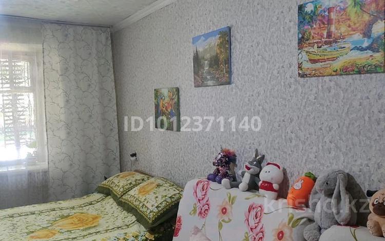 2-бөлмелі пәтер · 40 м² · 1/4 қабат, Титова 17 — Находится напротив школ #7 и #38, бағасы: 20 млн ₸ в  — фото 2