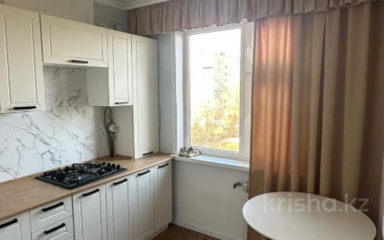 2-бөлмелі пәтер · 45 м² · 5/5 қабат, Мустахима Ихсанова, бағасы: 13.7 млн ₸ в Уральске — фото 2