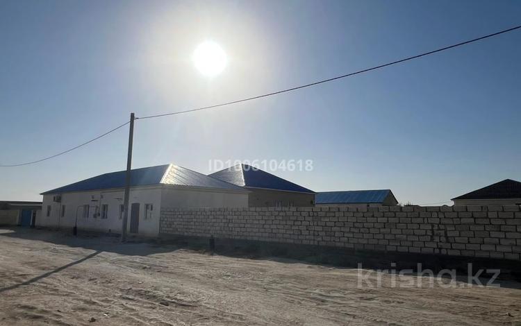 Отдельный дом · 7 комнат · 270 м² · 15 сот., 4 квартал 941 за 44.5 млн 〒 в С.шапагатовой — фото 2