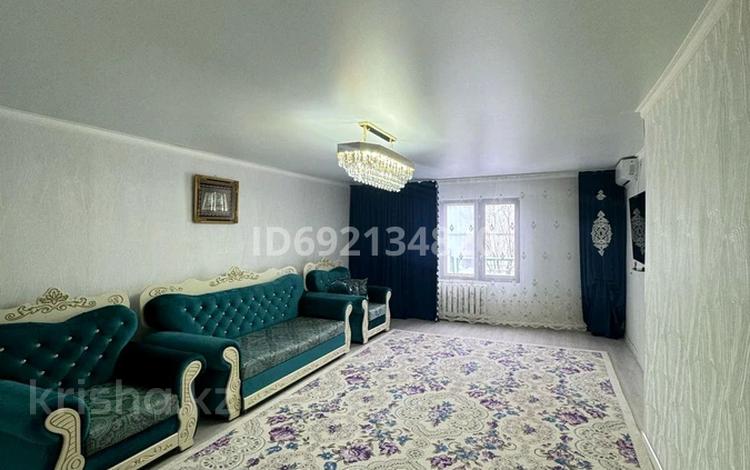 Часть дома • 3 комнаты • 88.5 м² • 88.5 сот., Тохтарова за 28 млн 〒 в Жезказгане — фото 2