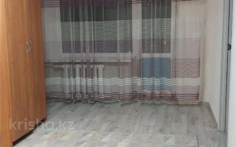 3-бөлмелі пәтер · 45 м² · 3/5 қабат, пр. Н. Абдирова, бағасы: 17.7 млн ₸ в Караганде, Казыбек би р-н — фото 3