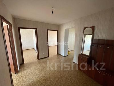 3-бөлмелі пәтер · 81.9 м² · 3/5 қабат, 82 квартал 3 — микрорайон Кунай, бағасы: 27 млн ₸ в Костанае