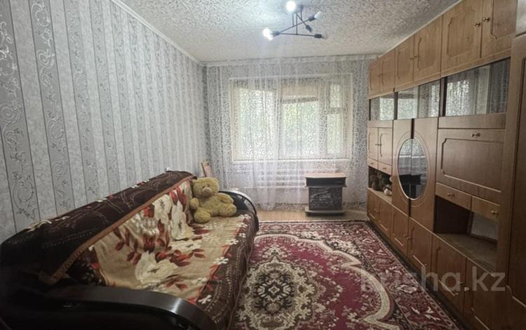 2-комнатная квартира · 55.6 м² · 3/6 этаж, мкр 4 за 18.5 млн ₸ в Уральске — фото 2
