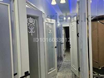 3-бөлмелі пәтер · 84.45 м² · 8/12 қабат, сзади Обл. Акимата — 32көшесінің бойында, бағасы: 37 млн ₸ в Туркестане