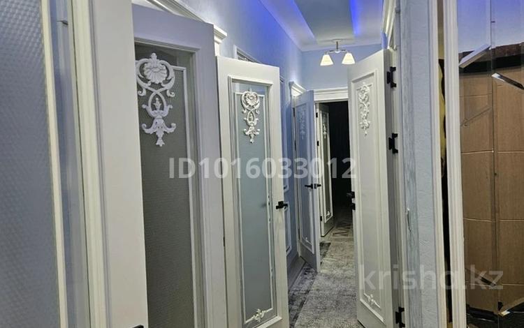 3-бөлмелі пәтер · 84.45 м² · 8/12 қабат, сзади Обл. Акимата — 32көшесінің бойында, бағасы: 37 млн ₸ в Туркестане — фото 2