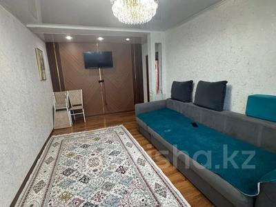 3-бөлмелі пәтер · 64 м² · 3/5 қабат, мкр Юго-Восток, Муканова — Муканова, Университеская, Строителей, бағасы: ~ 19 млн ₸ в Караганде, Казыбек би р-н
