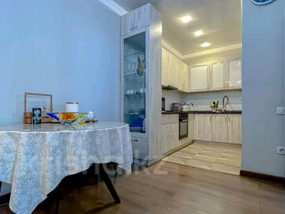 Аренда квартир в Алматы: 2-комнатная квартира · 76 м² · 13/18 этаж, Брусиловского 167 за 350 000 〒 2-комнатная квартира · 76 м² · 13/18 этаж, Брусиловского 167 за 350 000 〒 в Алматы, Алмалинский р-н