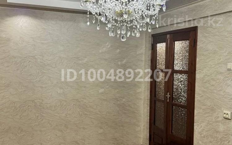 3-комнатная квартира · 69 м² · 4/5 этаж, Льва Толстого 17 за 250 000 〒 в Усть-Каменогорске — фото 2