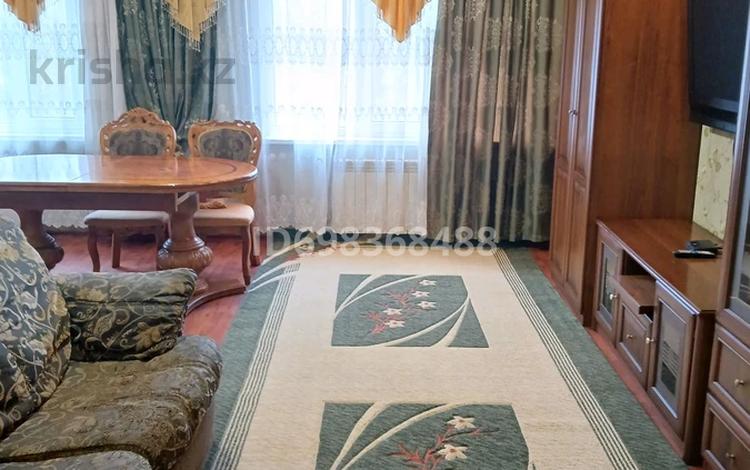 3-комнатная квартира · 80 м² · 2/6 этаж, Габдуллина — Ресторан Золотой телец за 230 000 〒 в Кокшетау — фото 2