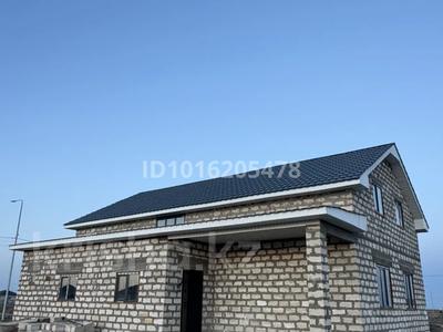 Жеке үй · 5 бөлме · 243 м² · 8 жүзд., мкр Аксай-2, 21 12, бағасы: 25.5 млн ₸ в Атырау