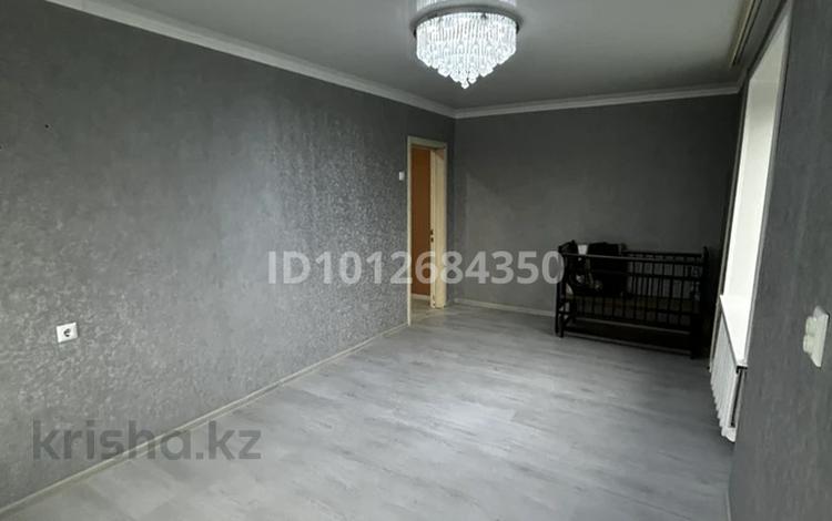 3-бөлмелі пәтер · 76 м² · 5/6 қабат, Переулок Уральский 6/1, бағасы: 24.5 млн ₸ в Костанае — фото 2