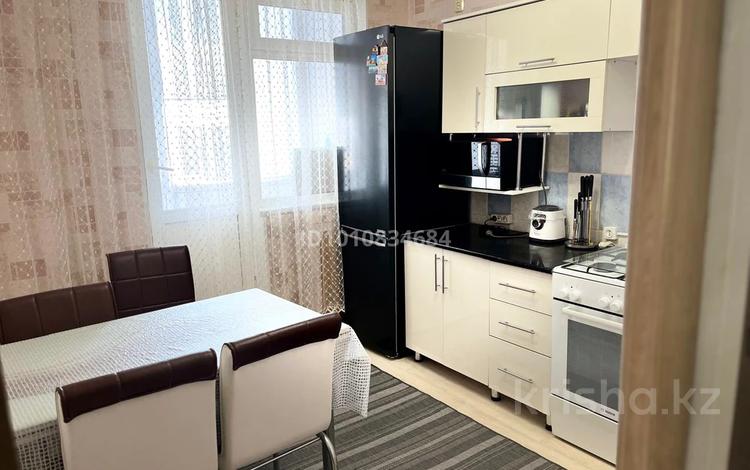 2-бөлмелі пәтер · 54 м² · 5/5 қабат, Ауезова 8, бағасы: 22 млн ₸ в  — фото 3