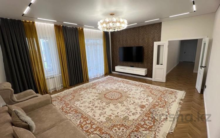 5-комнатная квартира · 148 м² · 5/9 этаж, Абая за 106 млн ₸ в Костанае — фото 2