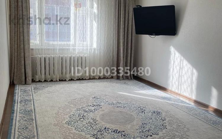 3-бөлмелі пәтер · 77.5 м² · 2/10 қабат, Жеңіс ш/а 8 — За ТРЦ АЗИЯ МОЛЛ, бағасы: 33 млн ₸ в Уральске, мкр Женис — фото 2
