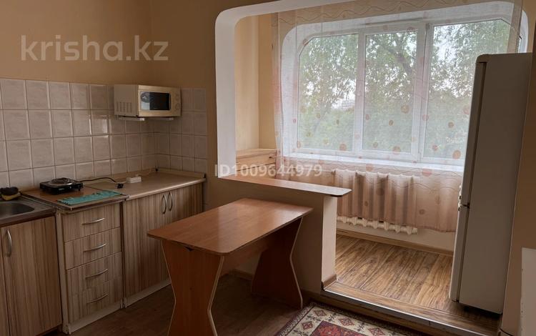 1-бөлмелі пәтер · 43.3 м² · 5/5 қабат, мкр Аксай-2 40 — Момышулы, бағасы: 27.3 млн ₸ в Алматы, Ауэзовский р-н — фото 2