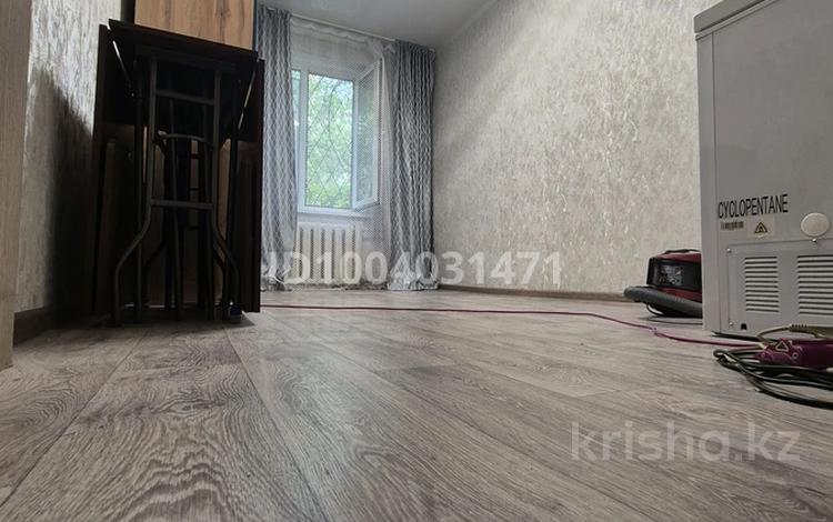 3-комнатная квартира · 60 м² · 1/5 этаж, Самал 38 — Тоймарт за 18.2 млн 〒 в Талдыкоргане, мкр Самал — фото 2