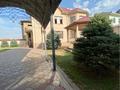 Отдельный дом · 10 комнат · 450 м² · 10 сот., мкр Тараз, Байтерекова 183 за 200 млн ₸ в Шымкенте, Аль-Фарабийский р-н — фото 2