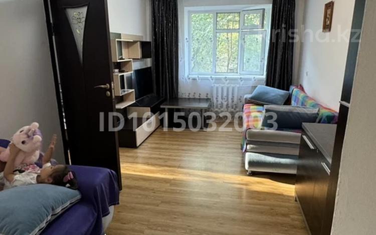 2-комнатная квартира · 45 м² · 2/4 этаж, мкр Коктем-1, Ауэзова 167 — Бухар жырау за 330 000 ₸ в Алматы, Бостандыкский р-н — фото 2