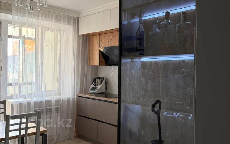 2-бөлмелі пәтер · 62 м² · 4/4 қабат, Микрорайон Береке, бағасы: 38 млн ₸ в Костанае — фото 16