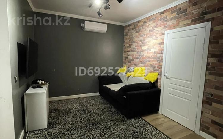 2-бөлмелі пәтер, 64 м², 10/10 қабат, мкр Шугыла, жунисова 4, бағасы: 36 млн 〒 в Алматы, Наурызбайский р-н — фото 2