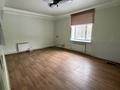 Отдельный дом · 5 комнат · 130 м², мкр Новый Город, Ерубаева — Джамбула за 400 000 ₸ в Караганде, Казыбек би р-н — фото 9