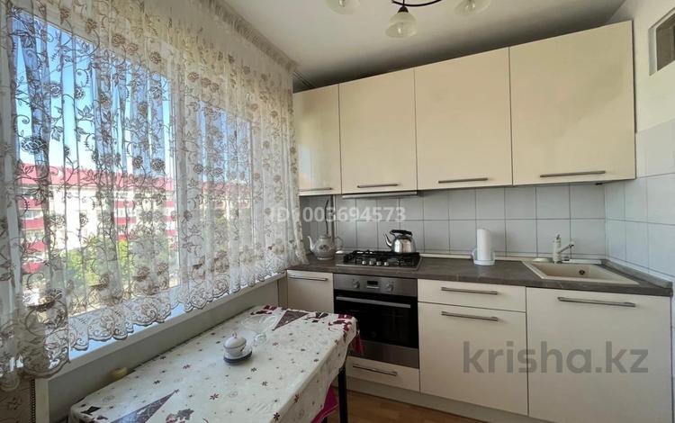 3-бөлмелі пәтер · 47 м² · 4/5 қабат, Абая 21, бағасы: 17 млн ₸ в Атырау — фото 3